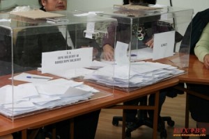 35% избирателна активност за община Елхово до 12:15 часа