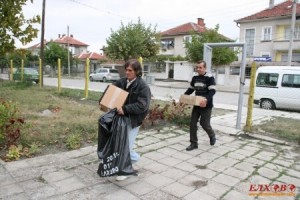 Снимки: Доставиха бюлетините по секциите в община Елхово