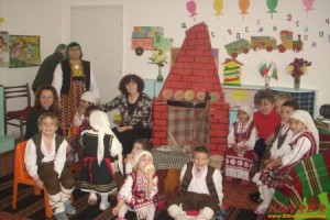 „Ден на баба” във филиал на ЦДГ „Надежда“ в село Бояново