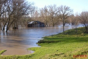 Съществува потенциална опастност от прилив на река Тунджа