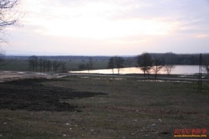 Река Тунджа край Елхово спадна до 325 сантиметра