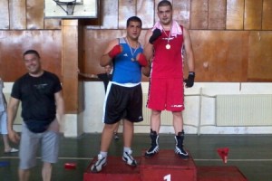 Виктор Карасалиев се присъедини към лагера на националите по бокс в Белмекен