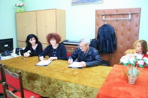 Снимки: Читалище „Развитие“ – Елхово подписа споразумение за сътрудничество със съюза на слепите в Елхово