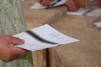 Снимки: 11% е средната избирателна активност в Община Елхово до 9:30 часа