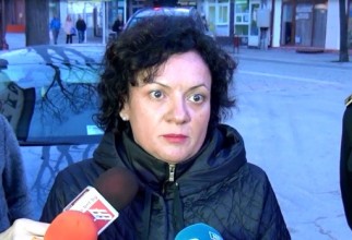 Видео: Министър Ивелина Василева от Елхово: Покачването на водата се дължи на падналите валежи