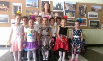 Снимки: Нови успехи за деца от Елхово на певчески конкурс в Хасково