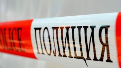 Полицията в град Елхово иззе две хартиени пликчета съдържащи метамфетамин при проверка