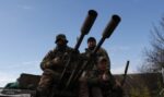 Двама руски войници бяха осъдени на затвор в Украйна за обстрел на жилищни райони