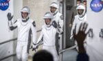 Space X изстреля в Космоса международен екипаж с руско и арабско участие