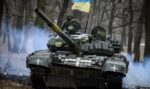 Украйна оказва яростна съпротива в Бахмут, Китай помага на руснаците