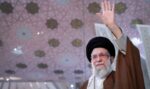 Духовният лидер на Иран: Западът няма да спре разработките на ядрено оръжие