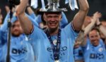 Холанд изрази радостта си от трофея в Шампионската лига с голяма пура