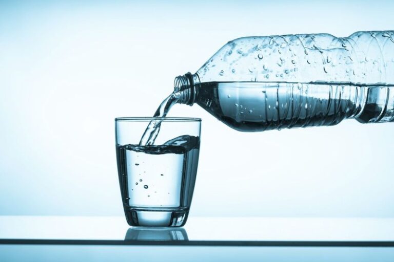Колко вода трябва да пием ежедневно?